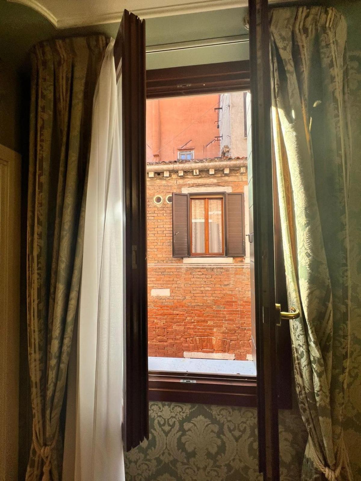 Hotel Ca' Dogaressa Venecia Exterior foto